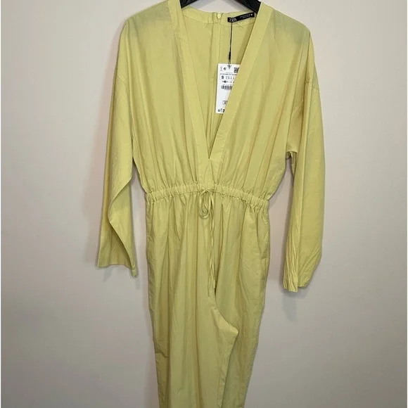 COPY - NWT ZARA Plunging V-Neck Jumpsuit Size Small - Picture 11 of 12